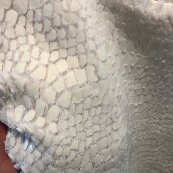 Ann Taylor snakeskin-like crew neck sweater - Picture 4 of 7